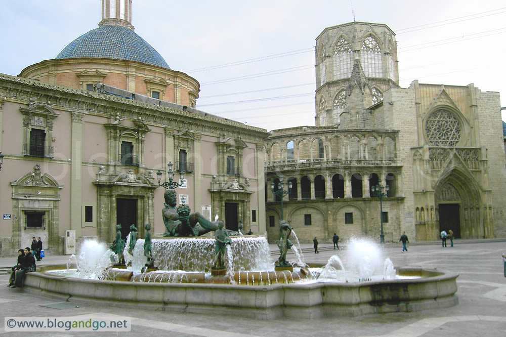 Valencia - Plaza de la Virgen